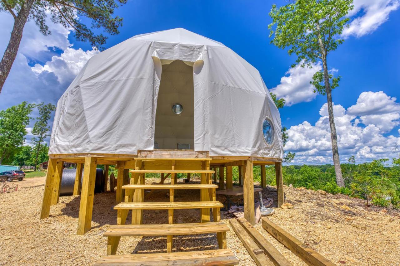 The Gemini-A Dreamy, Waterfront Tiny Cabin Rogersville المظهر الخارجي الصورة