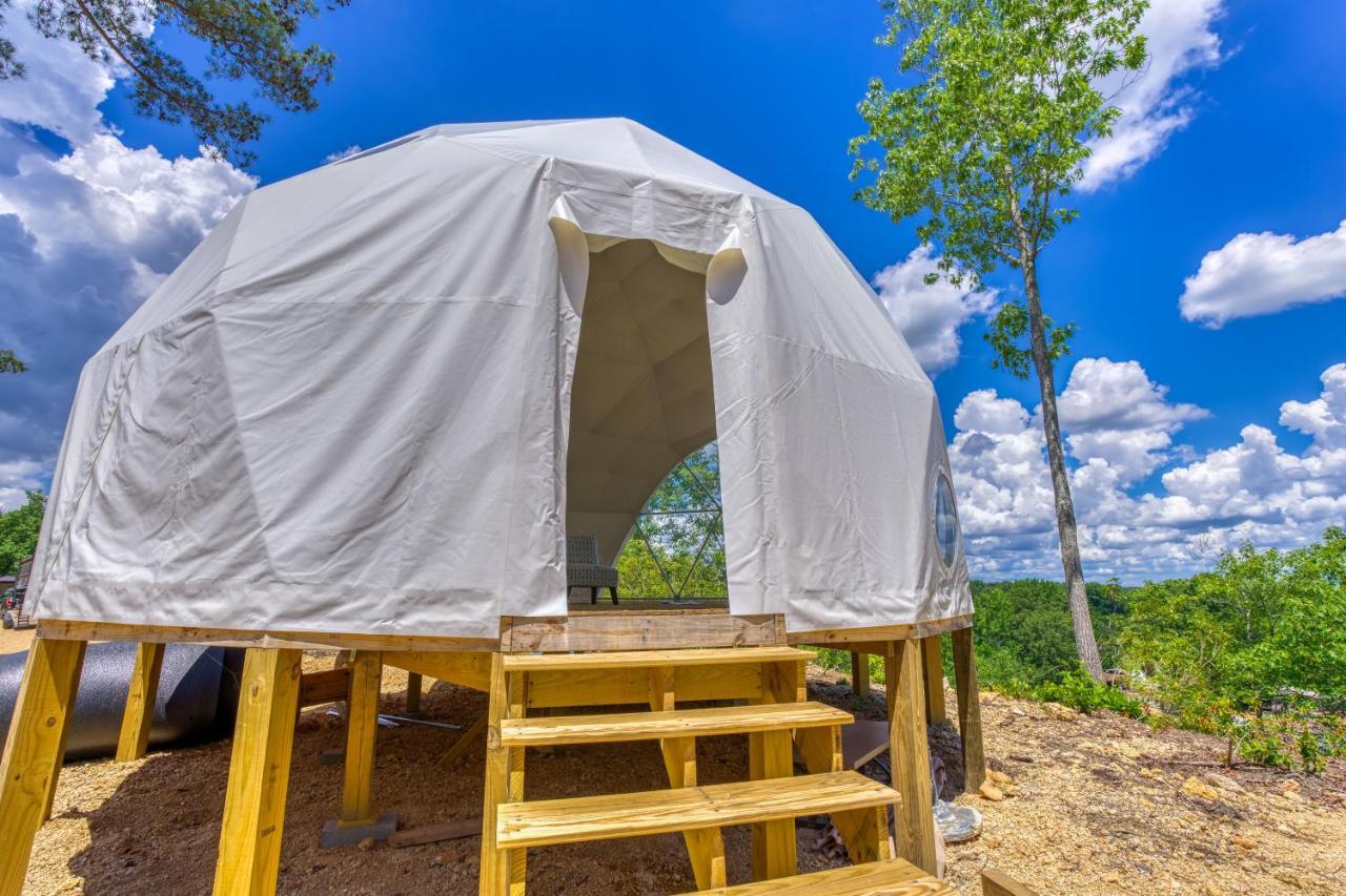 The Gemini-A Dreamy, Waterfront Tiny Cabin Rogersville المظهر الخارجي الصورة